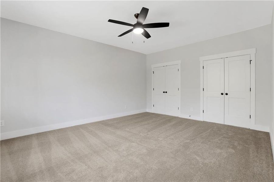 Spacious, unfurnished interior of a new home in Cambridge, Flowery Branch (Image 45). Spacious, unfurnished interior of a new home in Cambridge, Flowery Branch (Image 45).