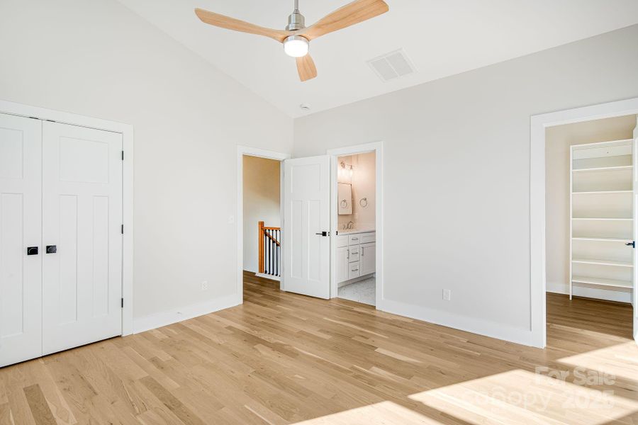Spacious, unfurnished interior of a new home in , Asheville (Image 11).