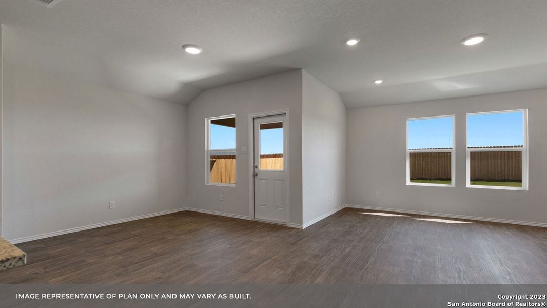 Spacious, unfurnished interior of a new home in Arroyo Ranch, Seguin (Image 17). Spacious, unfurnished interior of a new home in Arroyo Ranch, Seguin (Image 17).