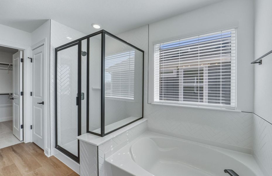 Furnished interior view inside a new home in Horizon Lake, Leander (Image 9).