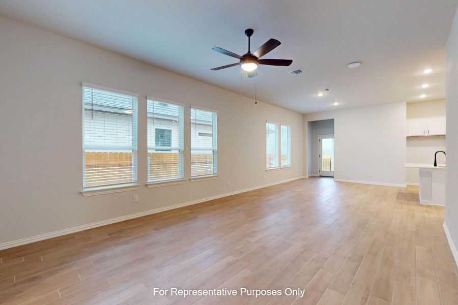 Spacious, unfurnished interior of a new home in Heritage, Dripping Springs (Image 19). Spacious, unfurnished interior of a new home in Heritage, Dripping Springs (Image 19).