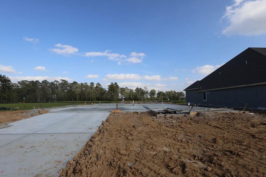 Every foundation at DWH is engineered and it’s inspected three times! We do not do “batch” testing. Rest easy knowing your foundation comes with a 10 year warranty. Every foundation at DWH is engineered and it’s inspected three times! We do not do “batch” testing. Rest easy knowing your foundation comes with a 10 year warranty.