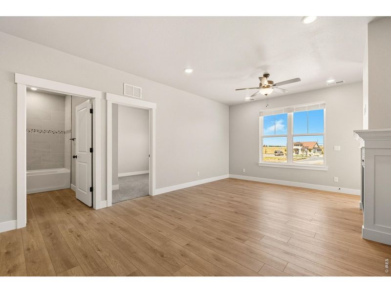 Spacious, unfurnished interior of a new home in The Lakes at Centerra, Loveland (Image 41). Spacious, unfurnished interior of a new home in The Lakes at Centerra, Loveland (Image 41).