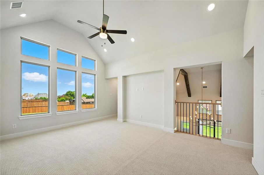Spacious, unfurnished interior of a new home in Saddle Star Estates, Rockwall (Image 12). Spacious, unfurnished interior of a new home in Saddle Star Estates, Rockwall (Image 12).