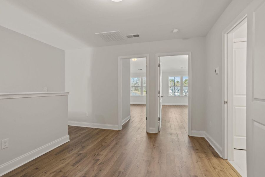 Spacious, unfurnished interior of a new home in , Greenwood (Image 18).