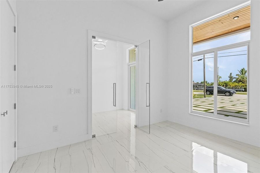 Image 26 of a home in .