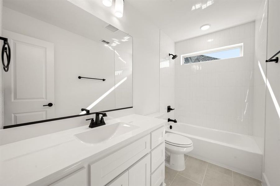 417 Newpark- Bathroom