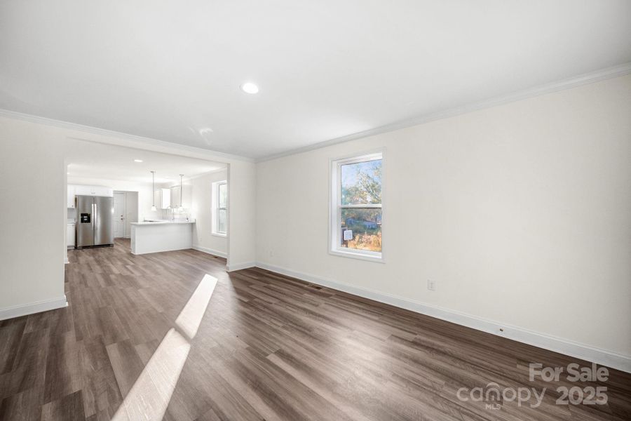 Spacious, unfurnished interior of a new home in , Cherryville (Image 14).