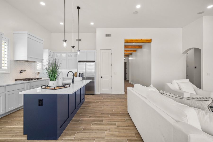 Furnished interior view inside a new home in Painted Sky, El Paso (Image 9). Furnished interior view inside a new home in Painted Sky, El Paso (Image 9).