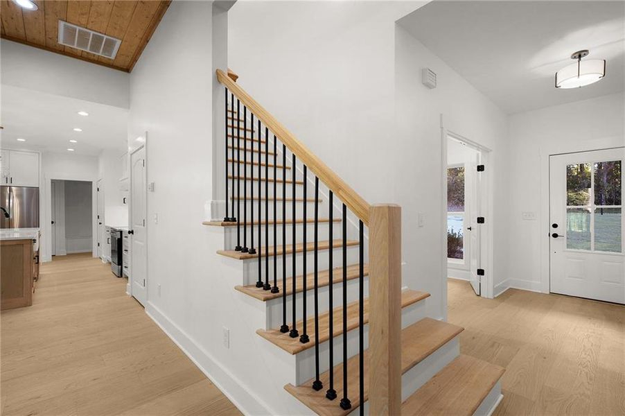 Spacious, unfurnished interior of a new home in , Calhoun (Image 28).