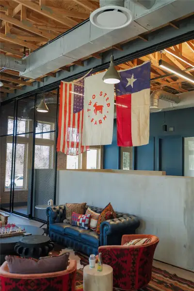 Community amenities in Pulte Homes at Two Step Farm, Montgomery (Image 8).