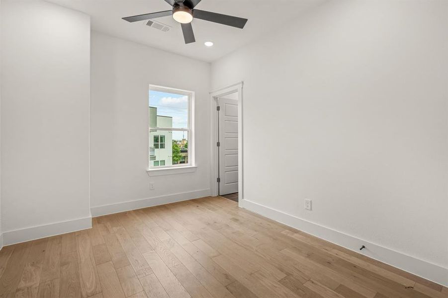 Spacious, unfurnished interior of a new home in , Fort Worth (Image 20).