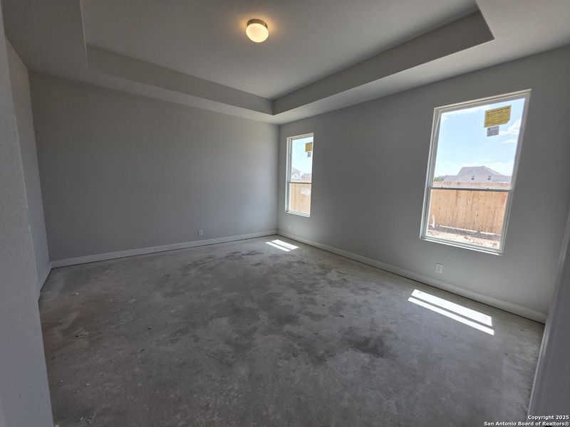 Spacious, unfurnished interior of a new home in The Heights at Saddlebrook Ranch 60's, Schertz (Image 23).