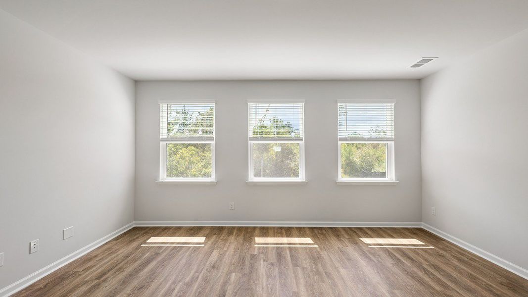 Spacious, unfurnished interior of a new home in Sheep Island, Summerville (Image 19). Spacious, unfurnished interior of a new home in Sheep Island, Summerville (Image 19).