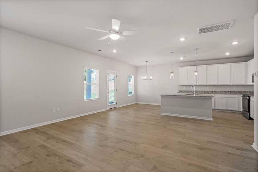 New Home in Piedmont, SC.  - Slide 6