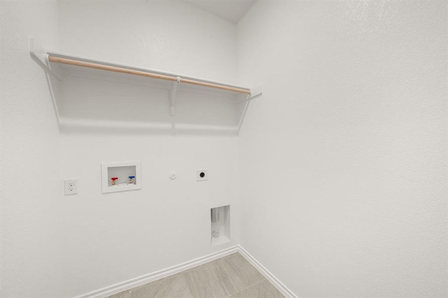 DFW-Summer Crest-Concept 1790-10320 Dittany Lane-Laundry Room- Risewell Homes-1 DFW-Summer Crest-Concept 1790-10320 Dittany Lane-Laundry Room- Risewell Homes-1