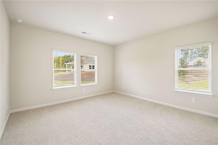 Spacious, unfurnished interior of a new home in Northwoods at Mirror Lake, Villa Rica (Image 31). Spacious, unfurnished interior of a new home in Northwoods at Mirror Lake, Villa Rica (Image 31).