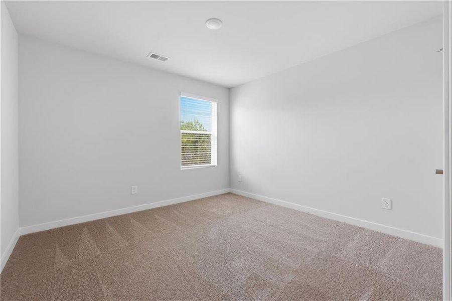 Spacious, unfurnished interior of a new home in The Enclave at Stonewall Station, Union City (Image 20).