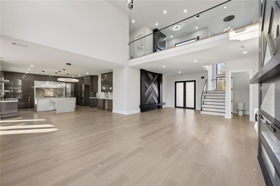 Spacious, unfurnished interior of a new home in , Auburn (Image 22).