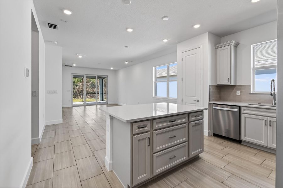 Lot4002-3829RussellCt(6)