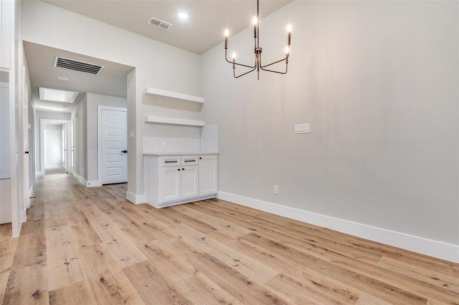 Spacious, unfurnished interior of a new home in , Dallas (Image 13).