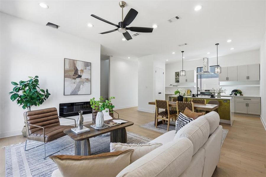 Furnished interior view inside a new home in , Dallas (Image 9).