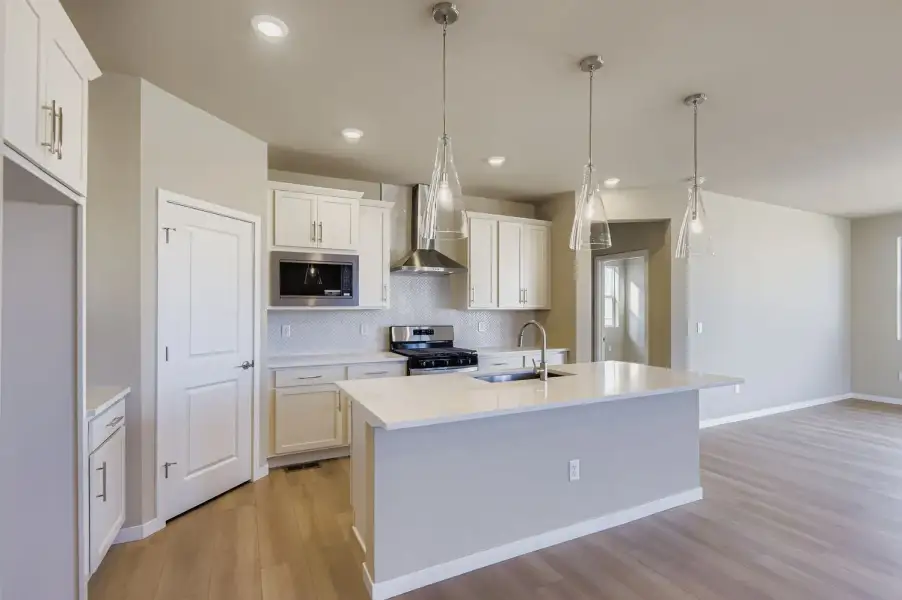 4br New Home in Parker, CO.  - Slide 31