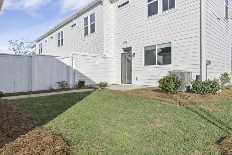Exterior details and patio area of a home in , Summerville (Image 3).