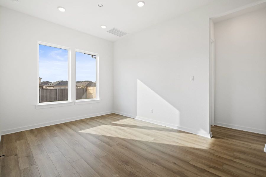 Spacious, unfurnished interior of a new home in Park Central, Georgetown (Image 22). Spacious, unfurnished interior of a new home in Park Central, Georgetown (Image 22).