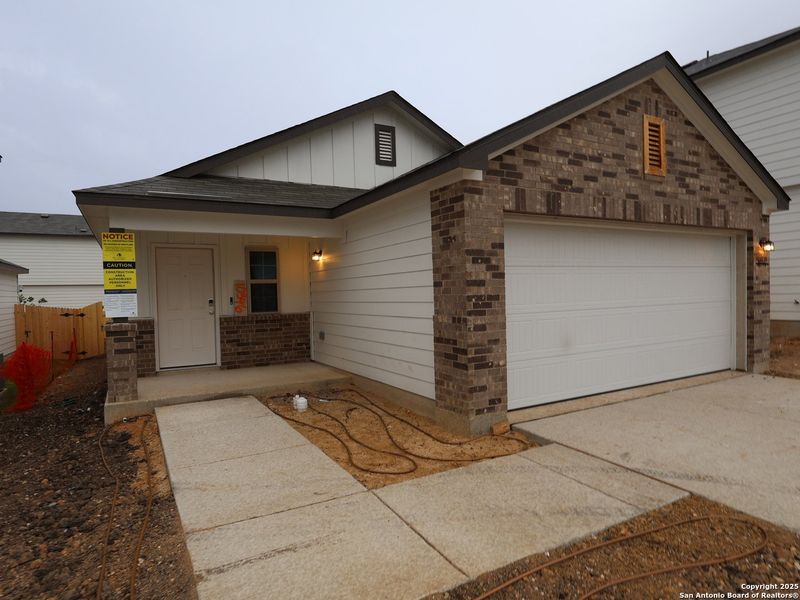 Image 28 of a home in Paloma Park.
