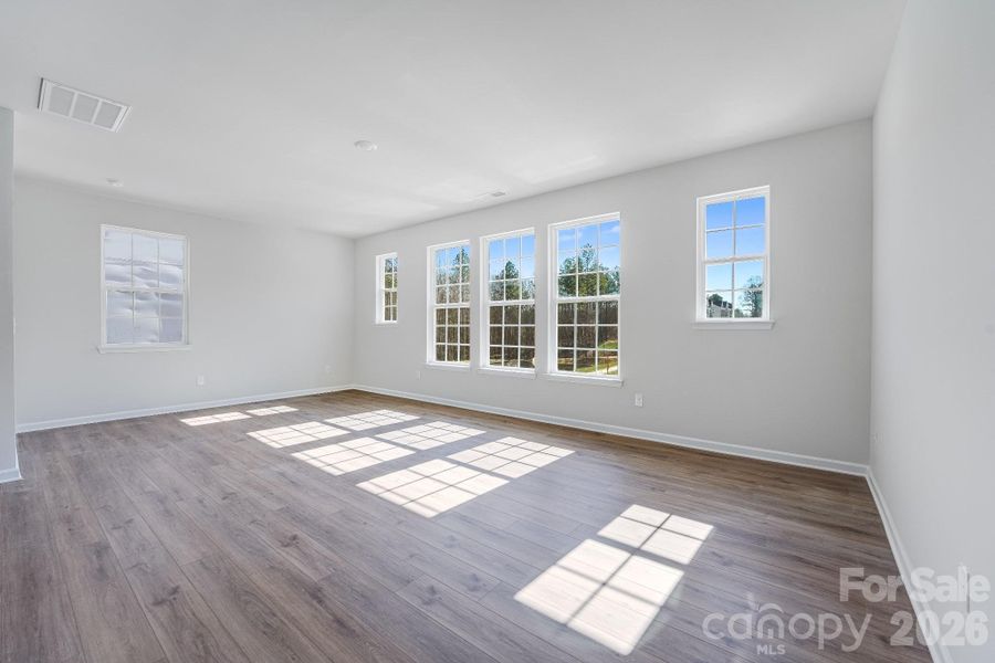 Spacious, unfurnished interior of a new home in Village of Waxhaw, Waxhaw (Image 15).
