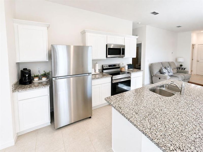 Furnished interior view inside a new home in , Groveland (Image 18).