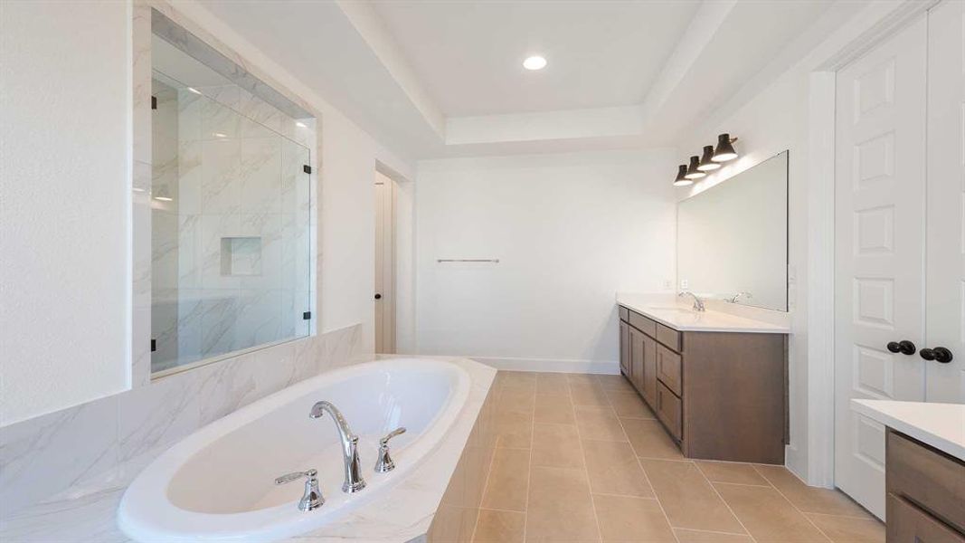 Furnished interior view inside a new home in Talon Hills 60'/70', Fort Worth (Image 15).