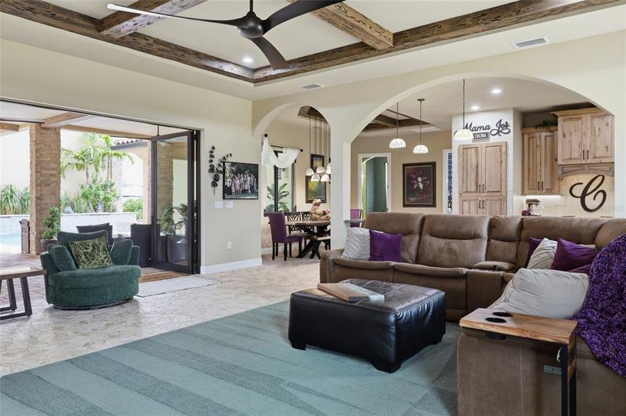 Image 47 of a home in .