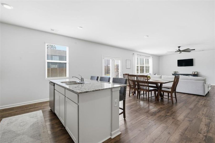 Furnished interior view inside a new home in , Dallas (Image 32).