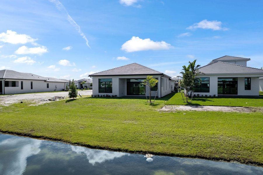 Image 38 of a home in Cresswind Palm Beach at Westlake.