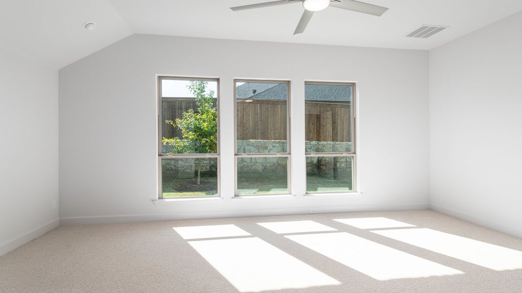 Spacious, unfurnished interior of a new home in Hillstead 50', Lavon (Image 22).