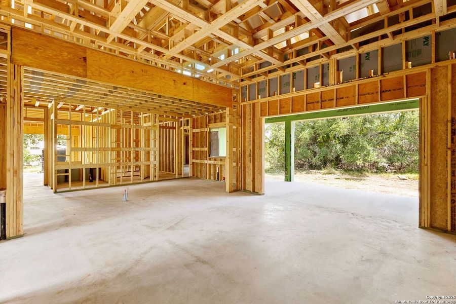 Spacious, unfurnished interior of a new home in , Spring Branch (Image 12).