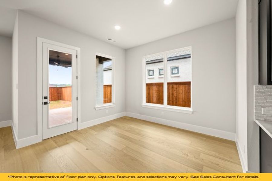 Representative unfurnished interior of a home built from the Aspen by Stonefield Homes in Heath Golf and Yacht Club, Rockwall (Image 25).