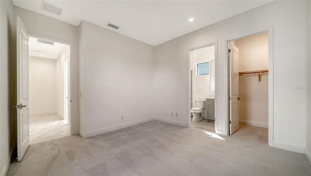 Spacious, unfurnished interior of a new home in , Venice (Image 11). Spacious, unfurnished interior of a new home in , Venice (Image 11).