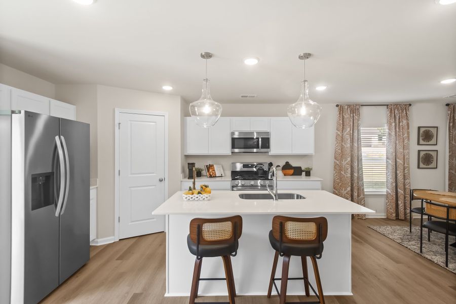 Representative furnished interior of a home built from the Haven by Veranda Homes in Pinehaven, Laurens (Image 12).