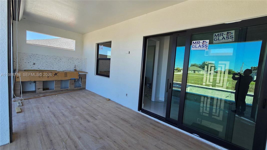 Exterior details and patio area of a home in , Cape Coral (Image 24).