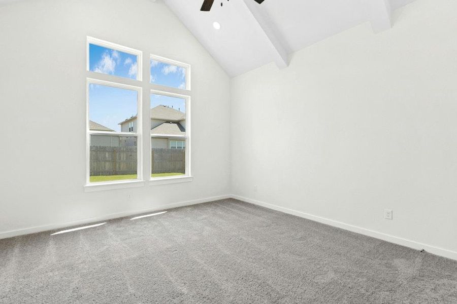 Spacious, unfurnished interior of a new home in University Heights, Round Rock (Image 12).