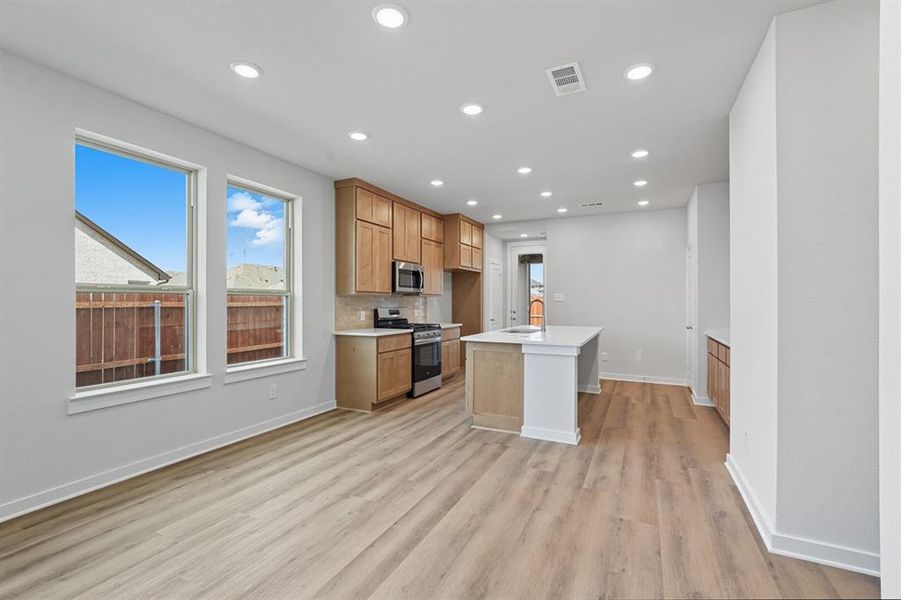 Image 24 of a home in Heartland. Image 24 of a home in Heartland.