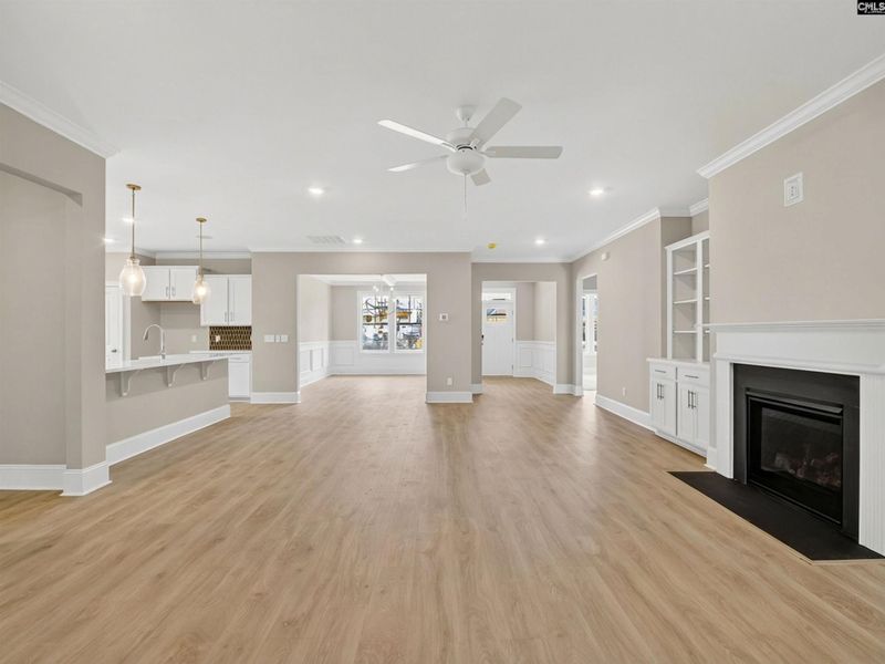 Spacious, unfurnished interior of a new home in Collins Cove, Chapin (Image 28).