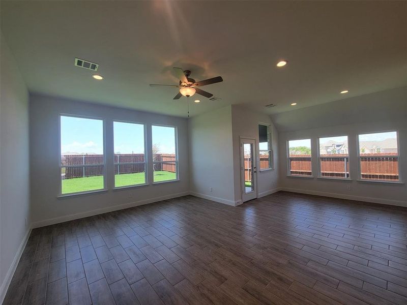 3048livingnew 3048livingnew