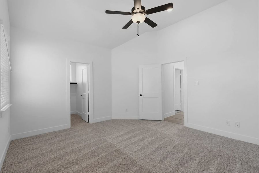 Representative unfurnished interior of a home built from the Dillon by Chesmar Homes in Sienna Courtyard, Missouri City (Image 25).