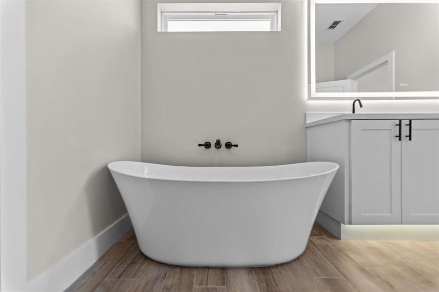 Close-up of interior finishes inside a home in , Lindale (Image 11).