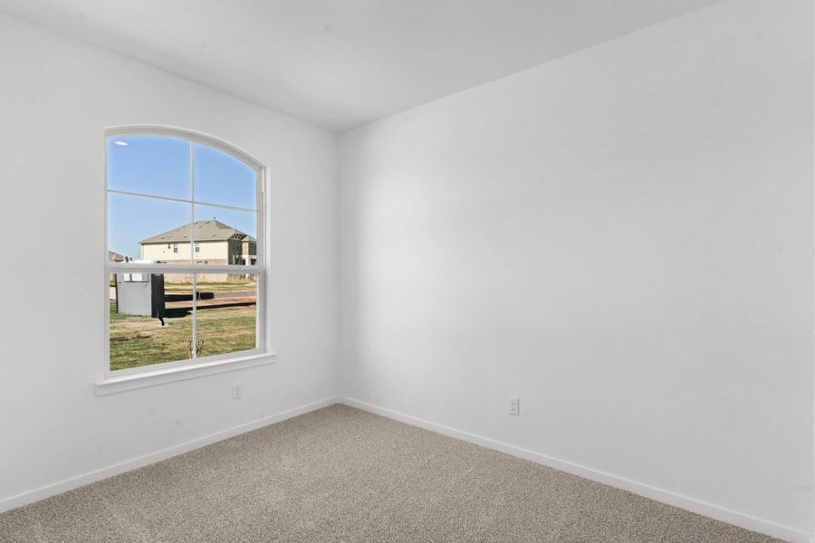 Spacious, unfurnished interior of a new home in Briarwood, Elgin (Image 11).