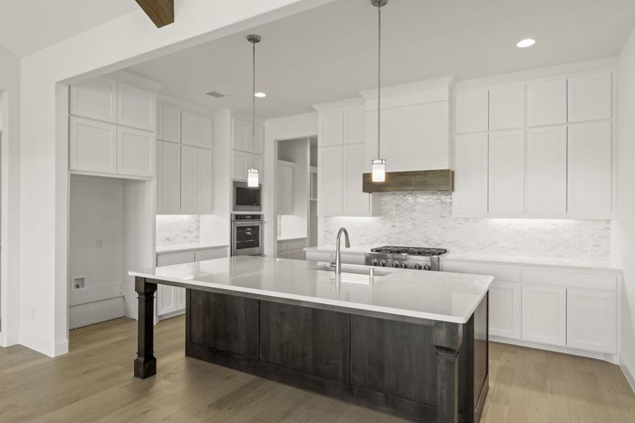 Representative furnished interior of a home built from the SL-Oxford by Windsor Homes in Ridge Pointe Estates, McLendon-Chisholm (Image 6). Representative furnished interior of a home built from the SL-Oxford by Windsor Homes in Ridge Pointe Estates, McLendon-Chisholm (Image 6).